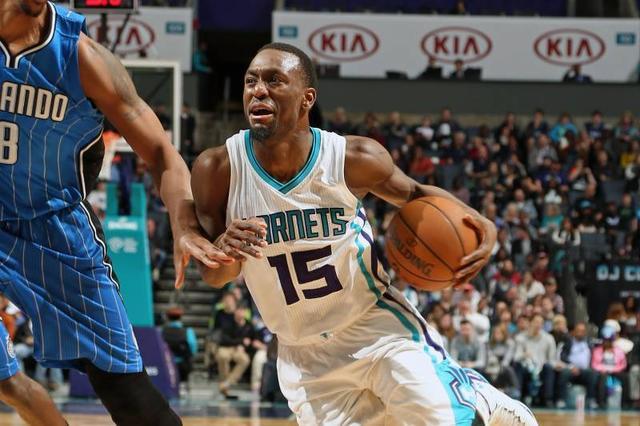 伴随着风险 伴随着风险