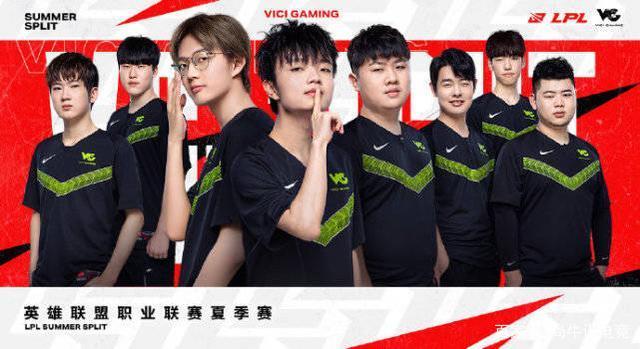 亞歷山大 亞歷山大