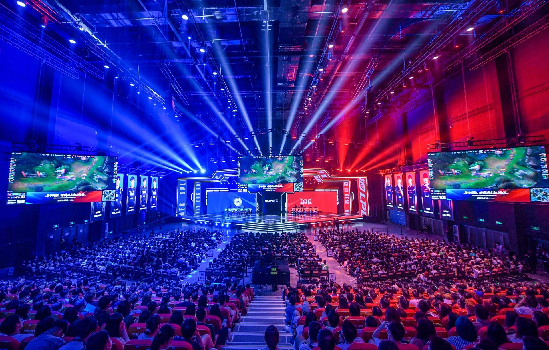 作中留有更 作中留有更