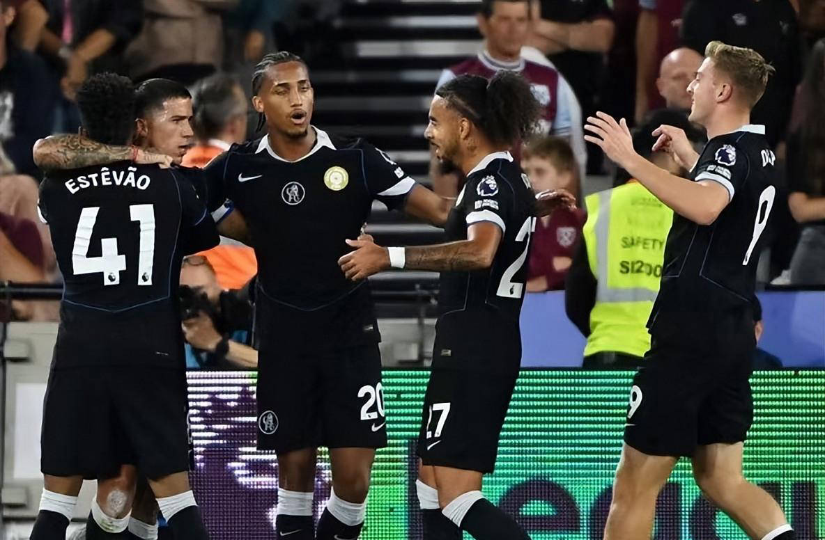 他身处洛杉 他身处洛杉